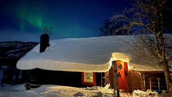 Vinterhus på natten